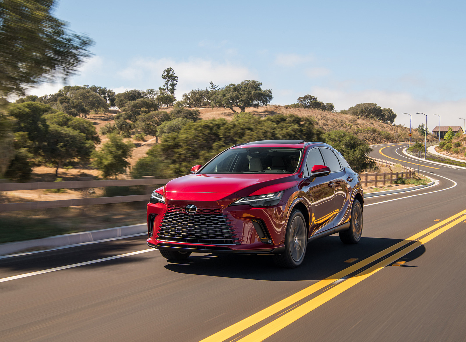 2023 Lexus RX 350h AWD (Color: Red Mica) Front Wallpapers  #6 of 42