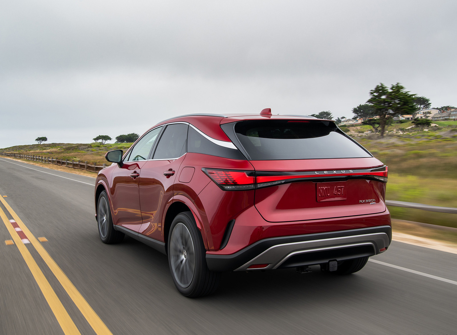 2023 Lexus RX 350h AWD (Color: Red Mica) Rear Three-Quarter Wallpapers #4 of 42