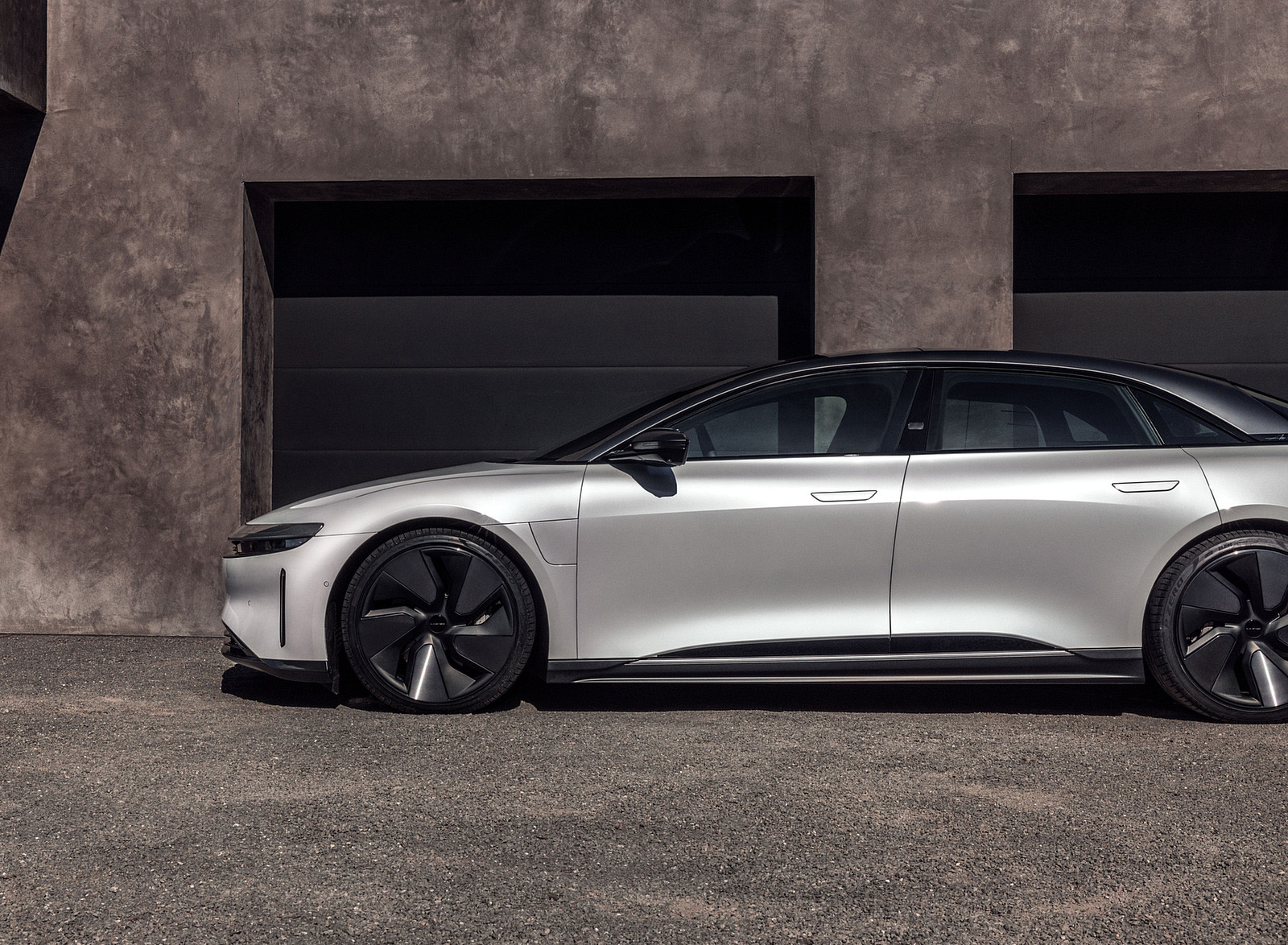 2023 Lucid Air Stealth Side Wallpapers #3 of 13