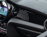 2023 MINI Cooper S 3-door Multitone Edition Central Console Wallpapers 150x120 (66)