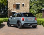 2023 MINI Cooper S 3-door Multitone Edition Rear Three-Quarter Wallpapers 150x120 (5)