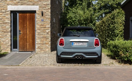 2023 MINI Cooper S 3-door Multitone Edition Rear Wallpapers 450x275 (23)