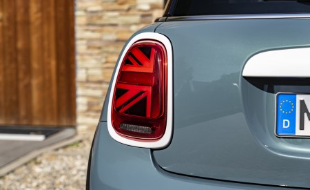 2023 MINI Cooper S 3-door Multitone Edition Tail Light Wallpapers 450x275 (56)