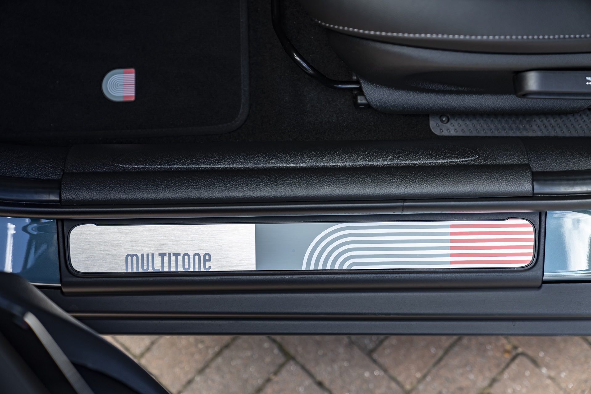 2023 MINI Cooper S 5-door Multitone Edition Door Sill Wallpapers #52 of 66