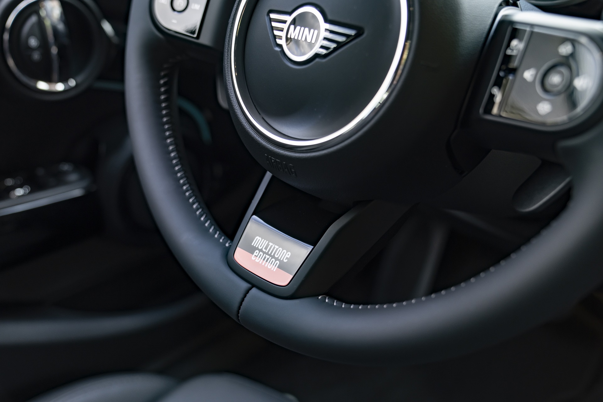 2023 MINI Cooper S 5-door Multitone Edition Interior Steering Wheel Wallpapers #63 of 66