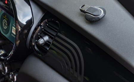 2023 MINI Cooper S 5-door Multitone Edition Key Fob Wallpapers 450x275 (66)