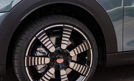 2023 MINI Cooper S 5-door Multitone Edition Wheel Wallpapers 450x275 (33)