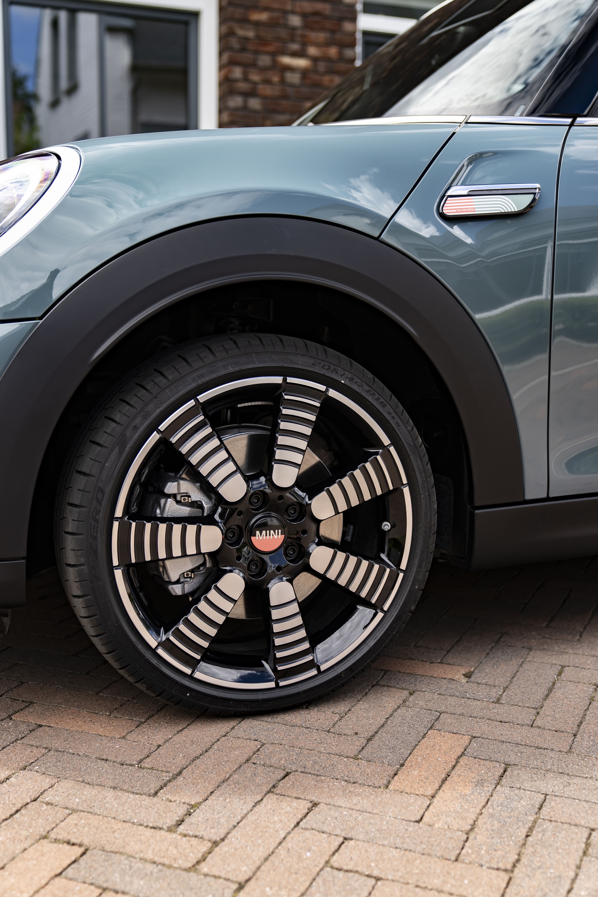 2023 MINI Cooper S 5-door Multitone Edition Wheel Wallpapers #33 of 66