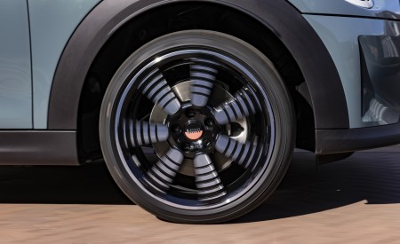 2023 MINI Cooper S 5-door Multitone Edition Wheel Wallpapers 450x275 (36)