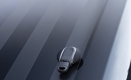 2023 MINI Cooper S Clubman Multitone Edition Key Fob Wallpapers 450x275 (56)
