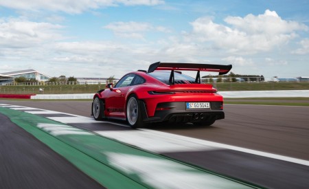 2023 Porsche 911 GT3 RS (Color: Guards Red) Rear Three-Quarter Wallpapers 450x275 (46)