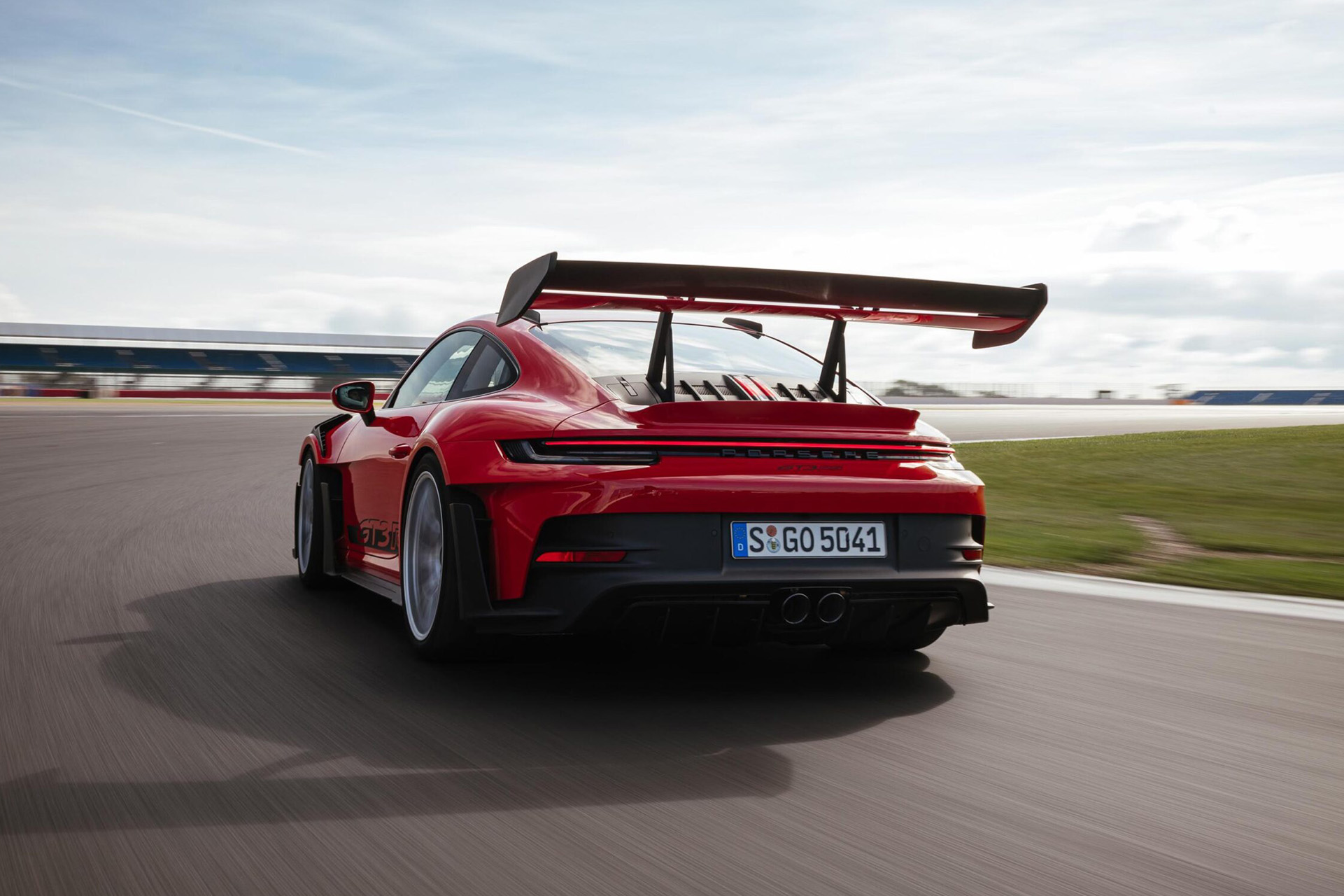 2023 Porsche 911 GT3 RS (Color: Guards Red) Rear Wallpapers #55 of 153