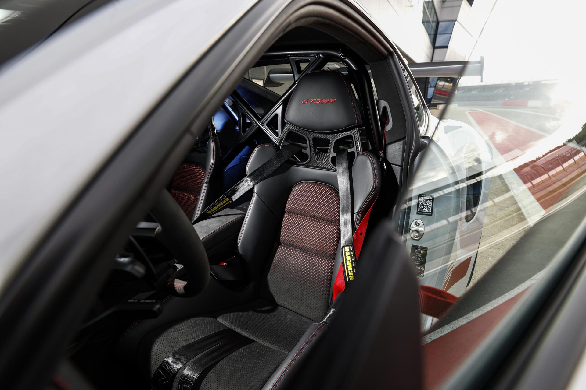 2023 Porsche 911 GT3 RS (Color: Ice Grey Metallic) Interior Seats Wallpapers #115 of 153