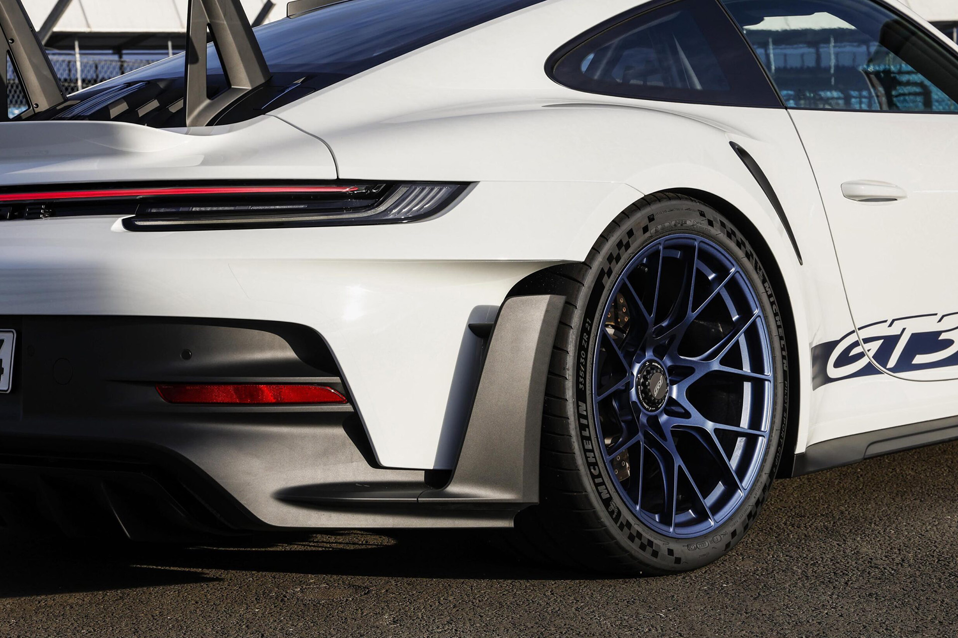 2023 Porsche 911 GT3 RS (Color: White) Wheel Wallpapers #149 of 153
