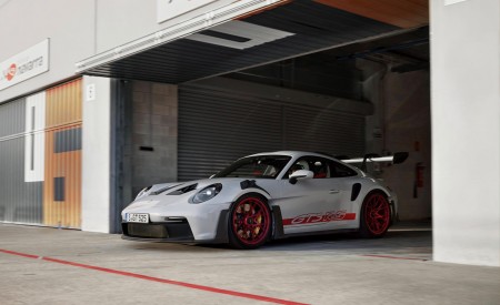 2023 Porsche 911 GT3 RS Front Three-Quarter Wallpapers 450x275 (8)