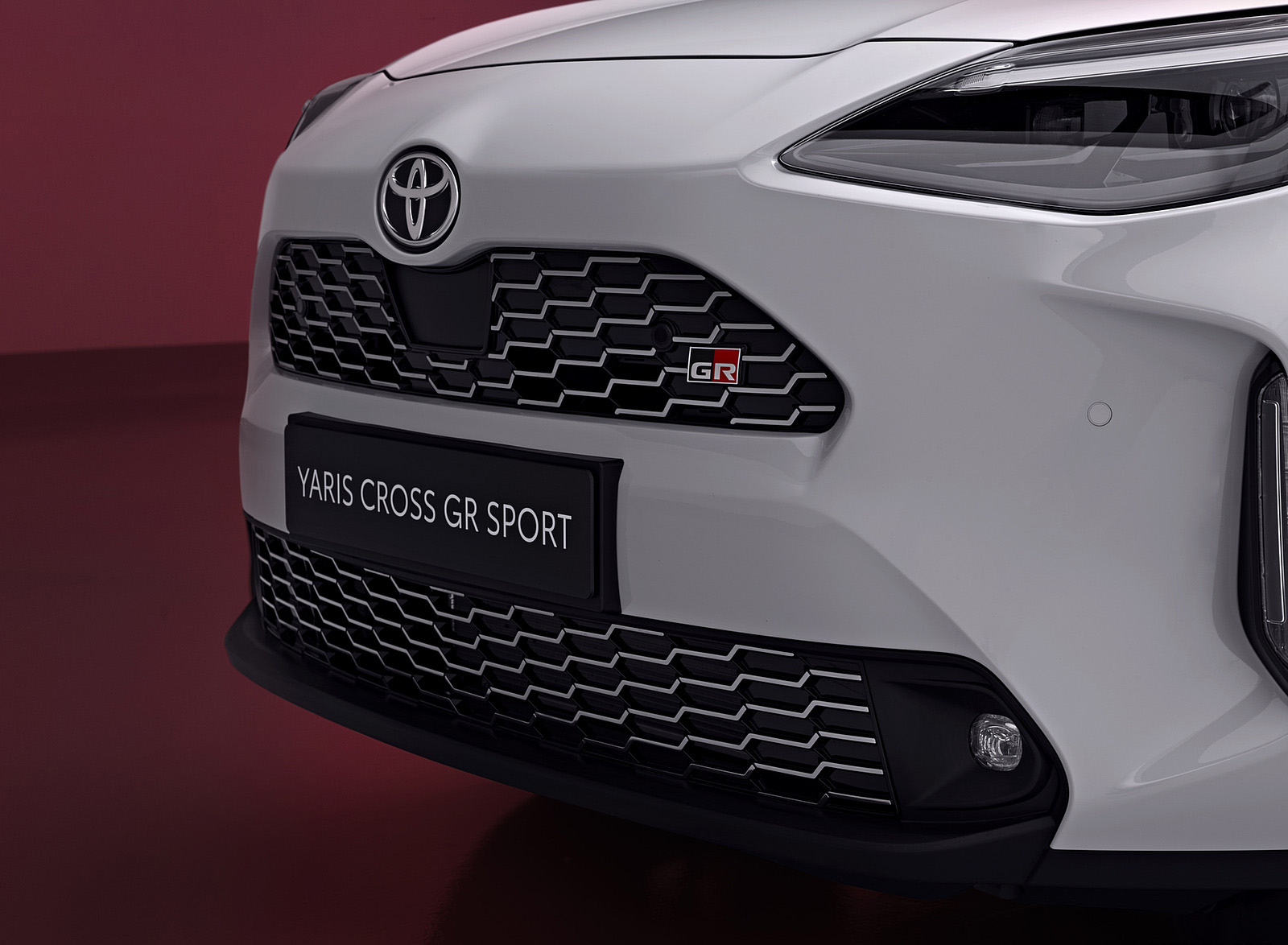 2023 Toyota Yaris Cross GR SPORT Front Wallpapers (9)