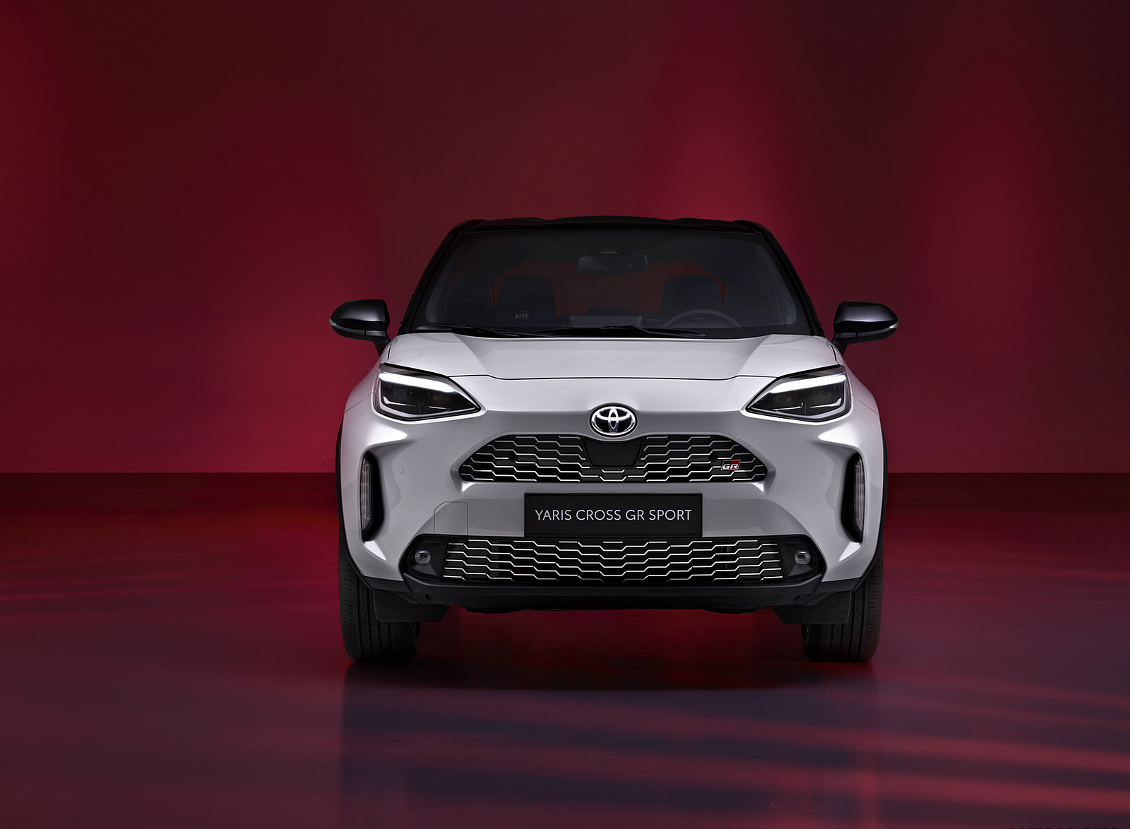 2023 Toyota Yaris Cross GR SPORT Front Wallpapers (6)