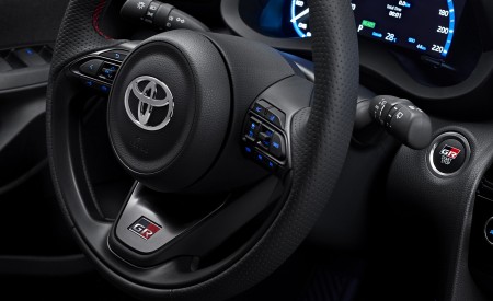 2023 Toyota Yaris Cross GR SPORT Interior Steering Wheel Wallpapers 450x275 (14)