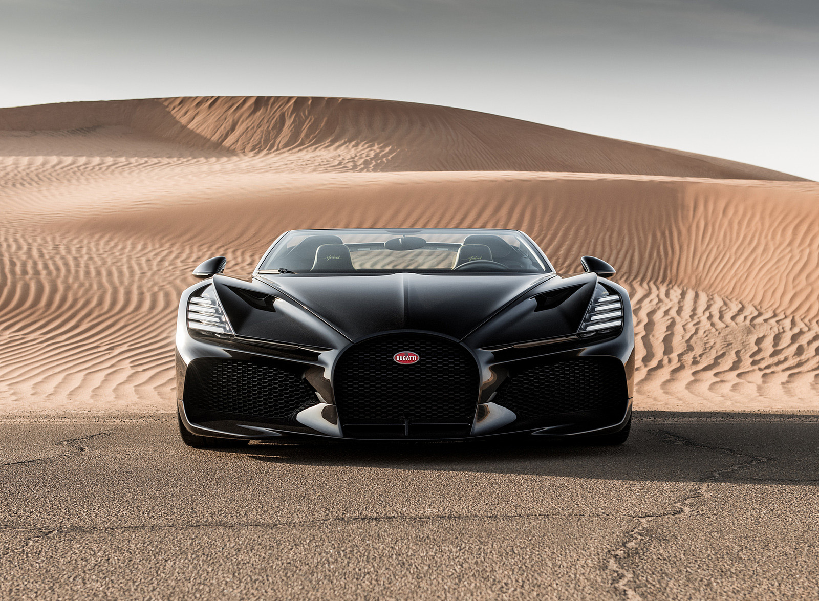 2024 Bugatti W16 Mistral Front Wallpapers #31 of 50
