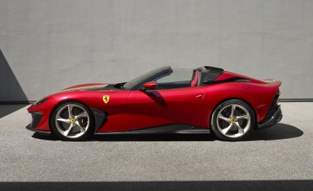 2022 Ferrari SP51 Side Wallpapers 450x275 (4)