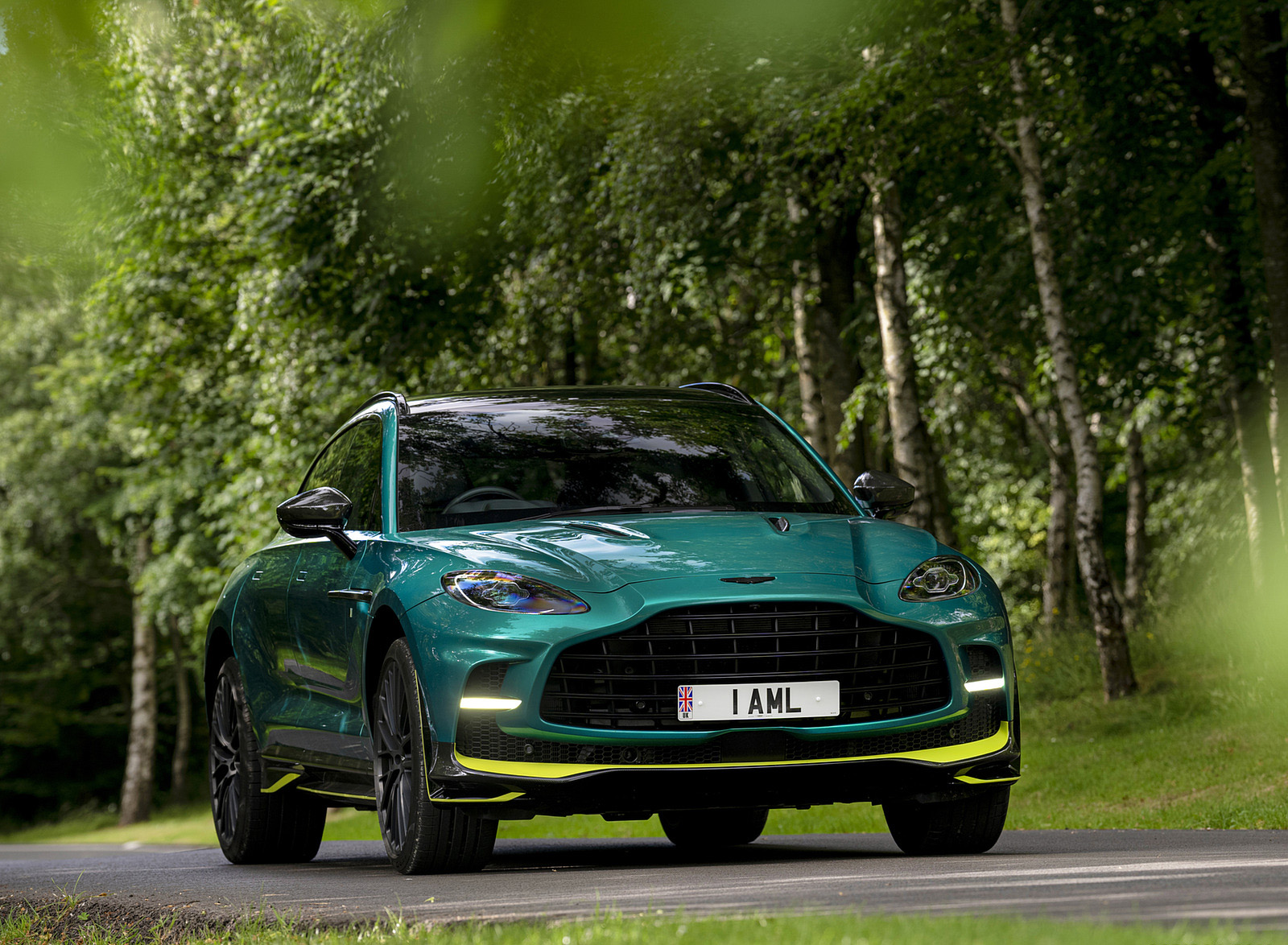 2023 Aston Martin DBX707 Q 2022 F1 Green Front Wallpapers #51 of 146