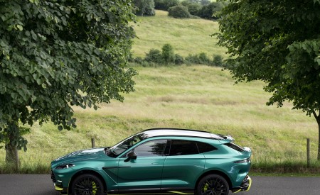 2023 Aston Martin DBX707 Q 2022 F1 Green Side Wallpapers 450x275 (59)