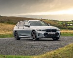 2023 BMW 330e xDrive Touring (UK-Spec) Front Three-Quarter Wallpapers 150x120