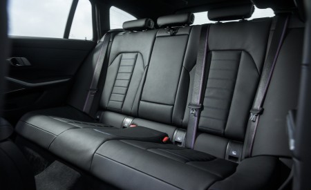 2023 BMW 330e xDrive Touring (UK-Spec) Interior Rear Seats Wallpapers 450x275 (29)