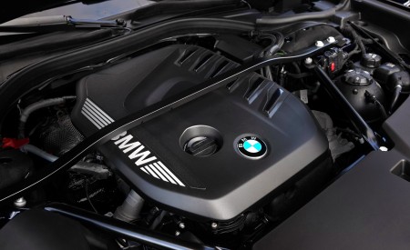 2023 BMW 740d xDrive Engine Wallpapers 450x275 (30)