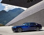 2023 BMW 740d xDrive Front Three-Quarter Wallpapers 150x120