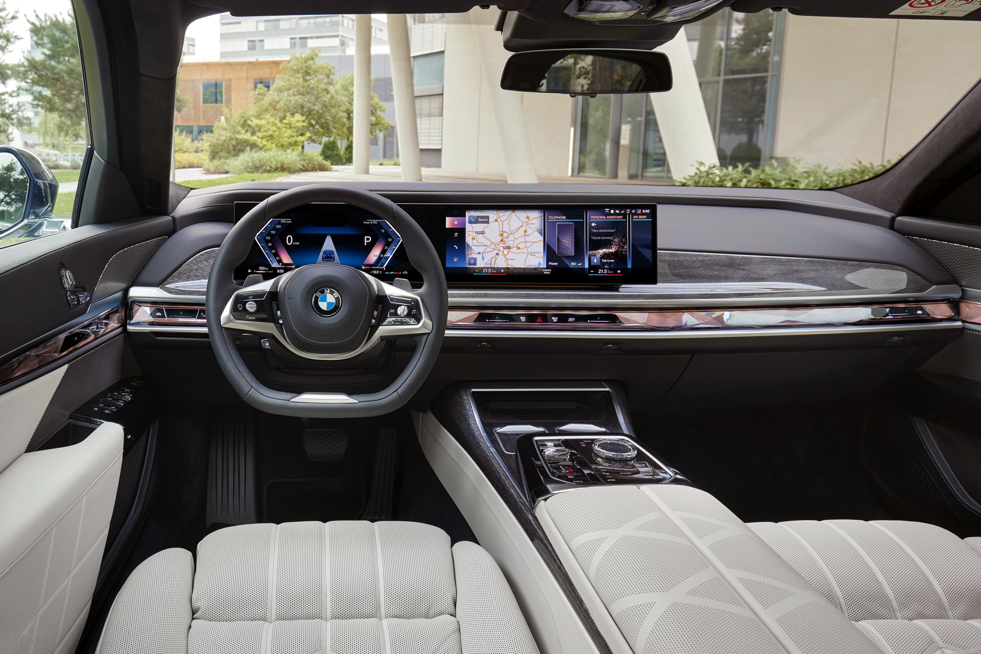 2023 BMW 740d xDrive Interior Cockpit Wallpapers #35 of 57
