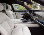 2023 BMW 740d xDrive Interior Front Seats Wallpapers 150x120 (36)
