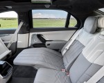 2023 BMW 740d xDrive Interior Rear Seats Wallpapers 150x120 (55)