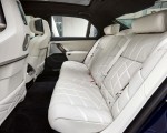 2023 BMW 740d xDrive Interior Rear Seats Wallpapers 150x120