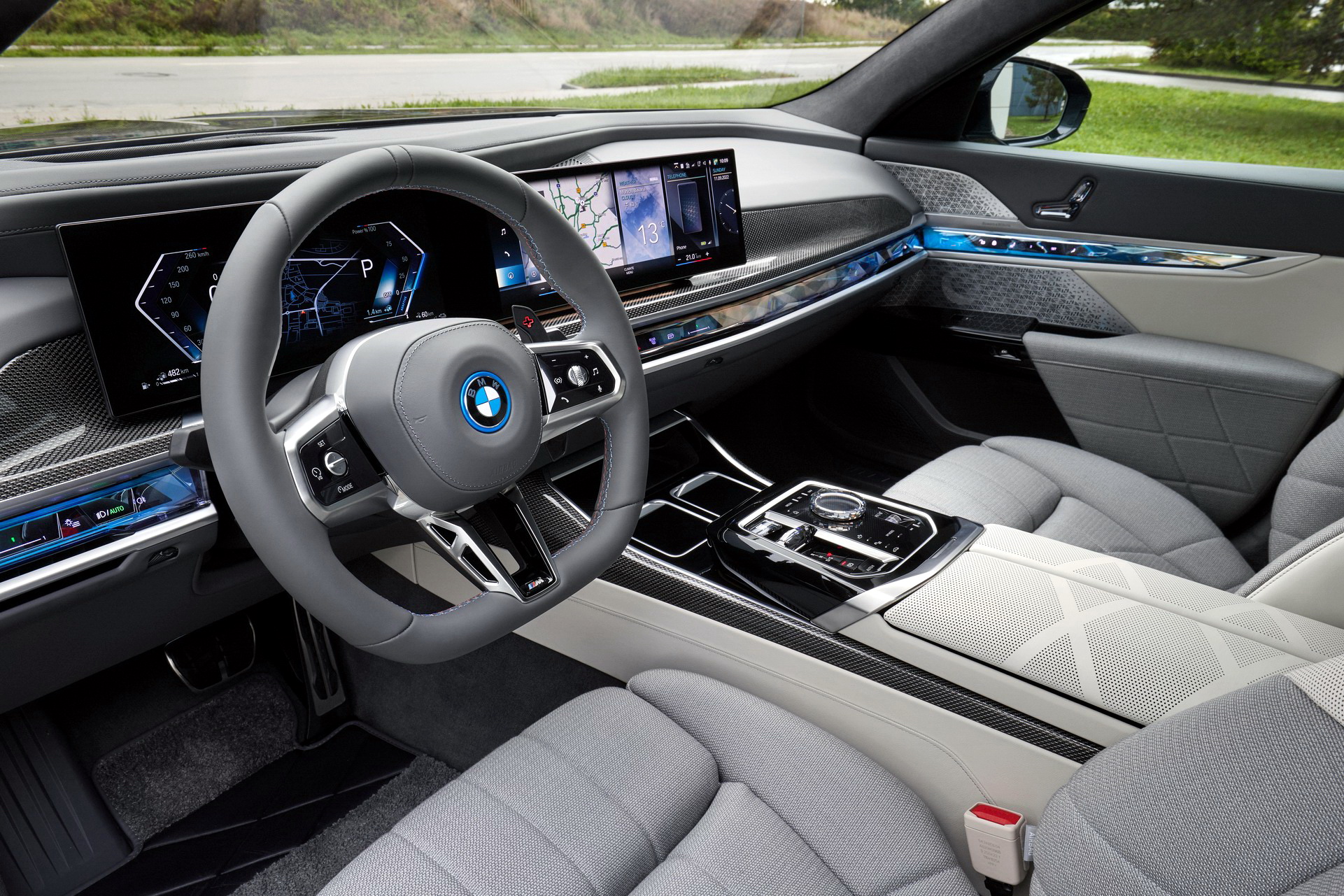 2023 BMW 740d xDrive Interior Wallpapers  #48 of 57