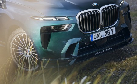 2023 BMW ALPINA XB7 Front Three-Quarter Wallpapers 450x275 (13)