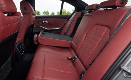 2023 BMW M340i xDrive Interior Rear Seats Wallpapers 450x275 (64)