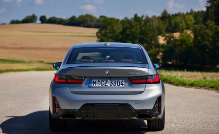 2023 BMW M340i xDrive Rear Wallpapers 450x275 (40)