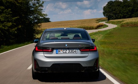 2023 BMW M340i xDrive Rear Wallpapers 450x275 (3)