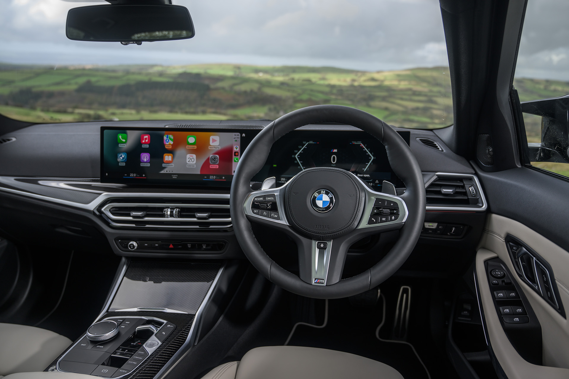 2023 BMW M340i xDrive Sedan (UK-Spec) Interior Cockpit Wallpapers #31 of 38