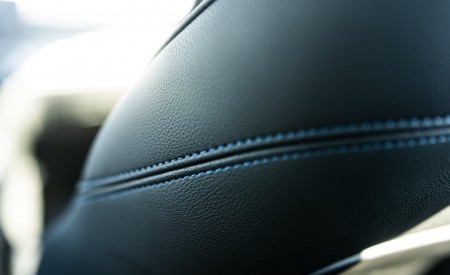2023 BMW M340i xDrive Sedan (US-Spec) Interior Detail Wallpapers 450x275 (49)