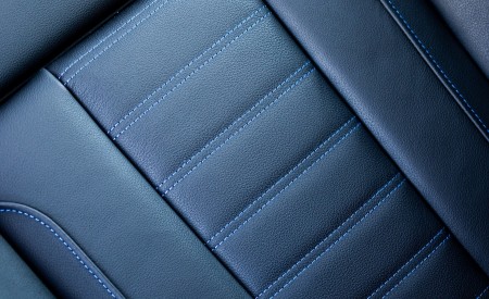 2023 BMW M340i xDrive Sedan (US-Spec) Interior Detail Wallpapers 450x275 (50)