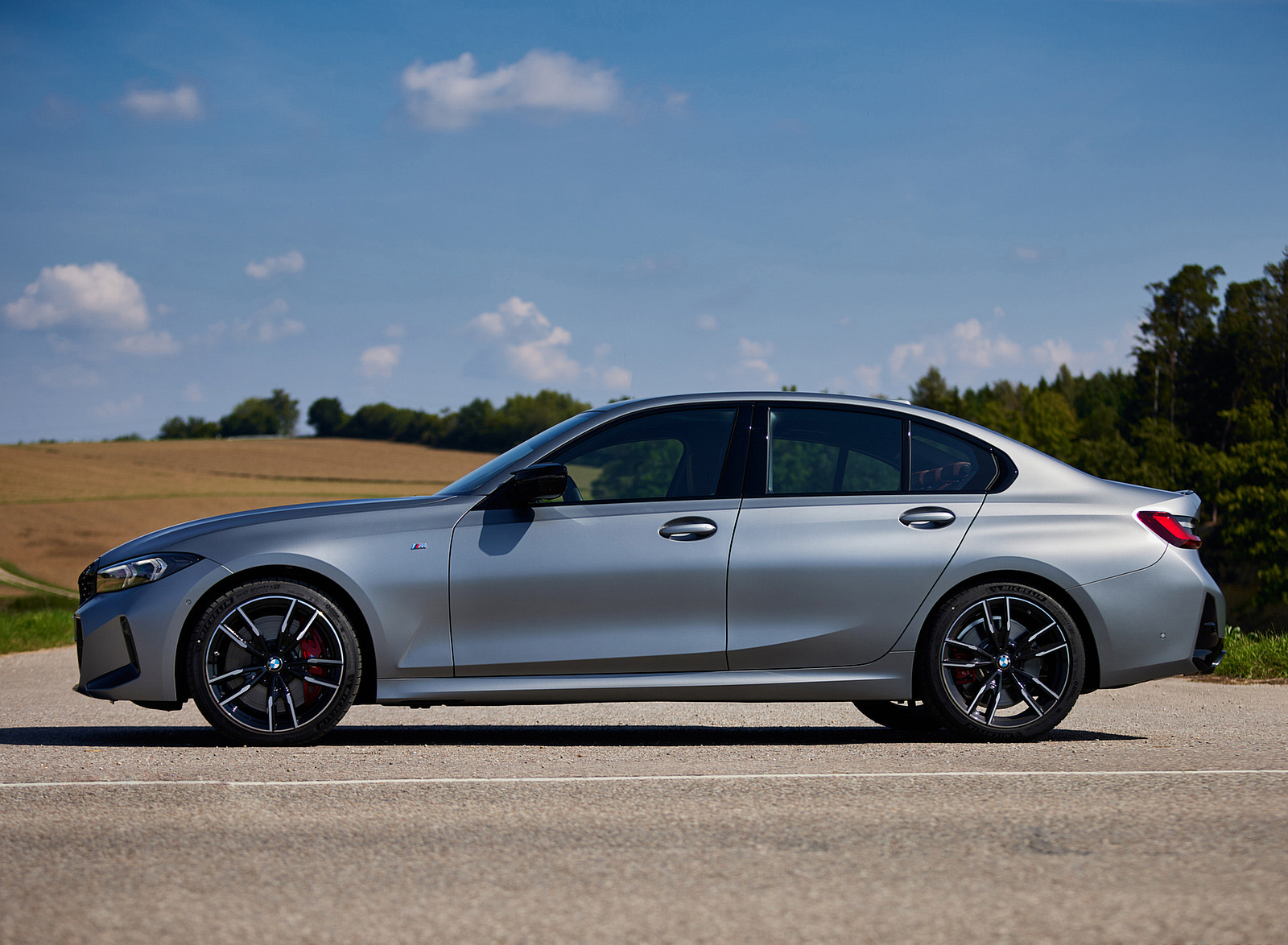 2023 BMW M340i xDrive Side Wallpapers #41 of 67
