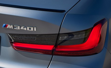 2023 BMW M340i xDrive Tail Light Wallpapers 450x275 (51)