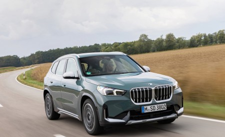 2023 BMW X1 sDrive18d Front Three-Quarter Wallpapers  450x275 (4)