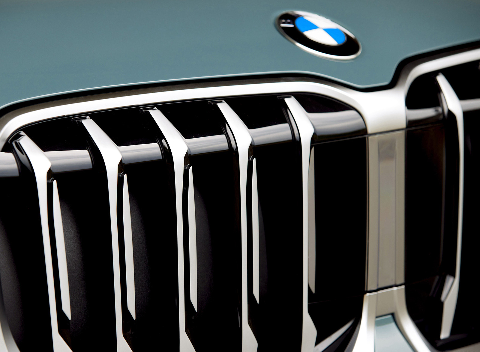 2023 BMW X1 sDrive18d Grille Wallpapers  #19 of 42