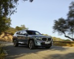 2023 BMW XM Front Three-Quarter Wallpapers 150x120 (37)