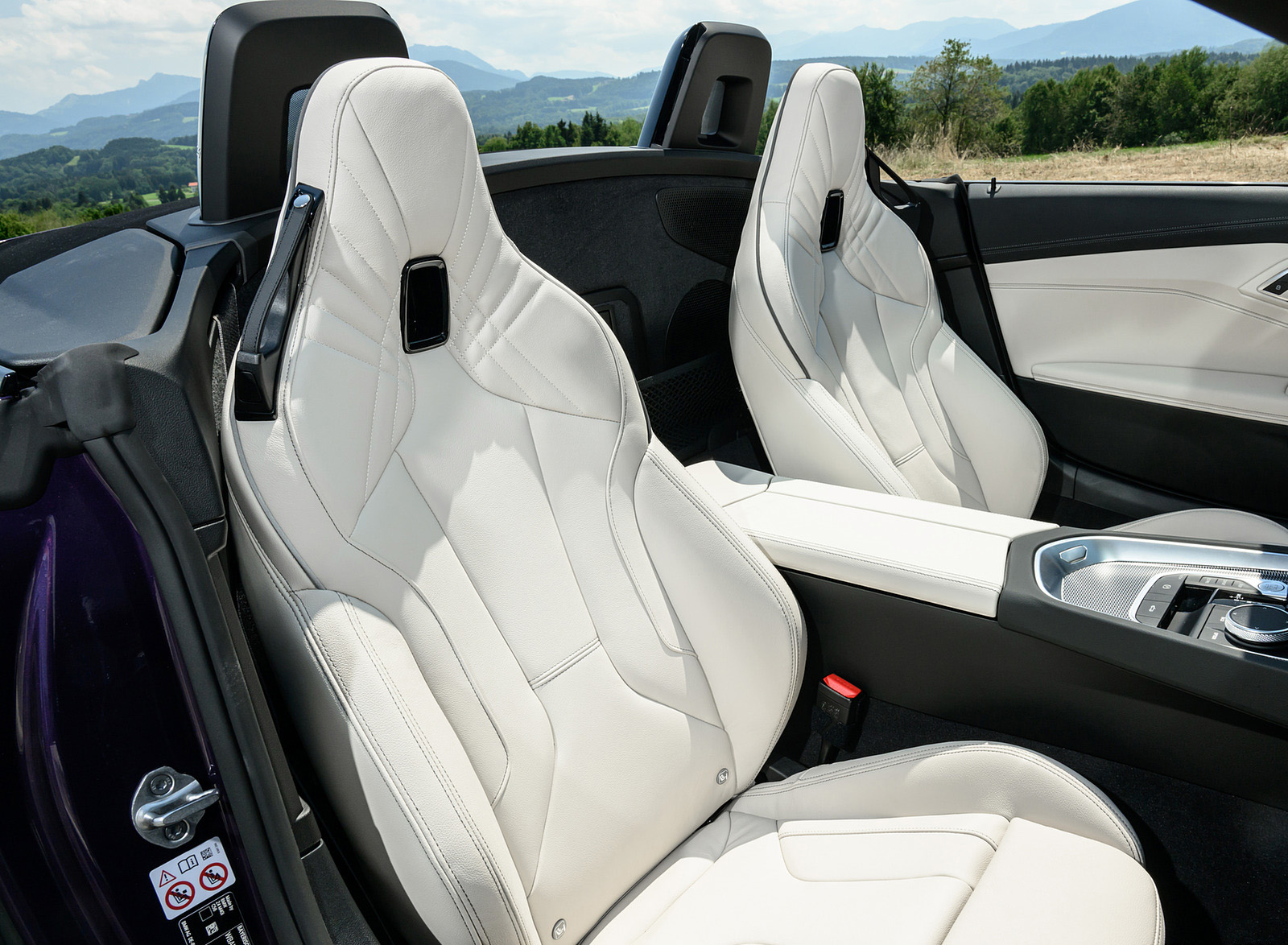 2023 BMW Z4 M40i Interior Seats Wallpapers  #44 of 46