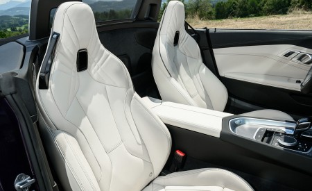 2023 BMW Z4 M40i Interior Seats Wallpapers 450x275 (45)