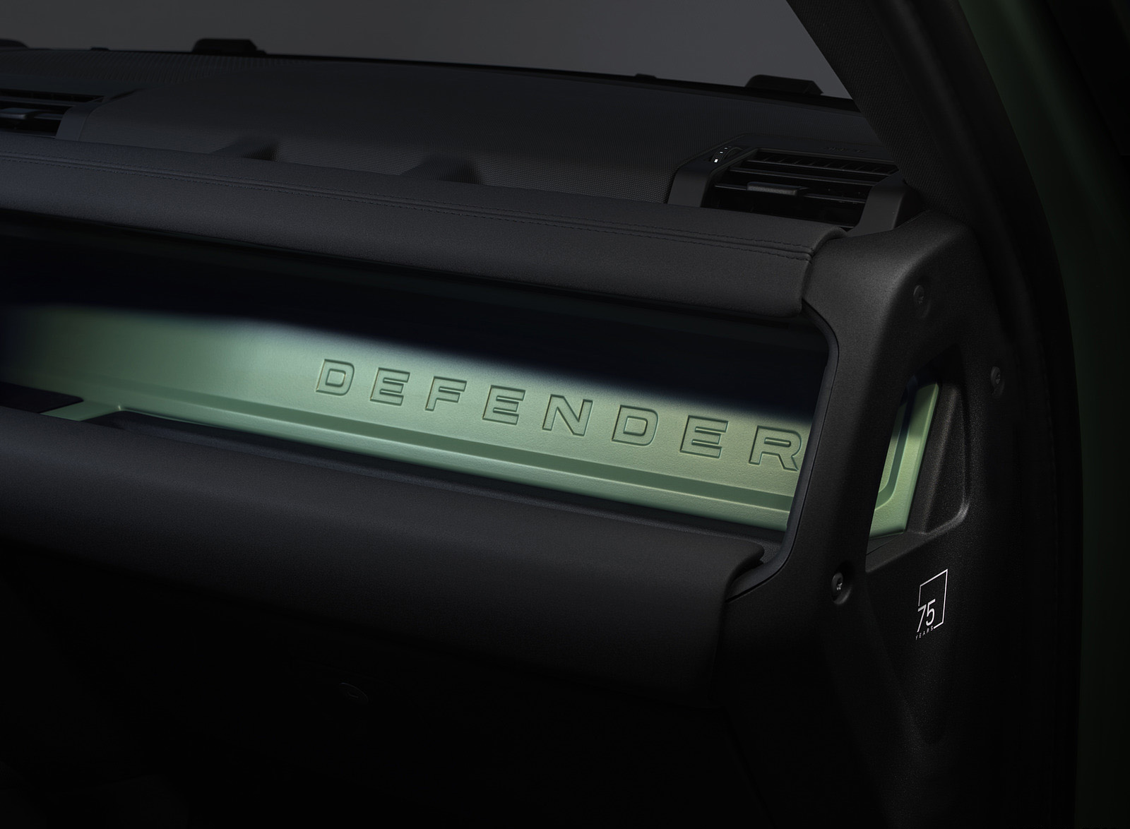 2023 Land Rover Defender 75th Limited Edition Interior Detail Wallpapers #20 of 21